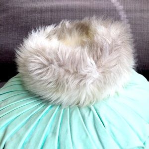 Vintage fuzzy faux fur hat